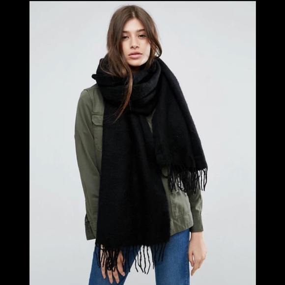 ASOS supersoft long woven scarf - Picture 2 of 4